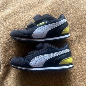Boys Puma Shoe size 8 C